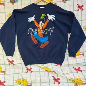 Vintage 90s Disneyland Goofy Graphic Crewneck Sweatshirt Navy Blue XL